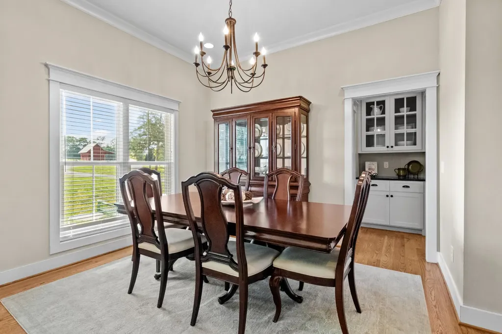 9043 Cross Plains Road White House TN 37188