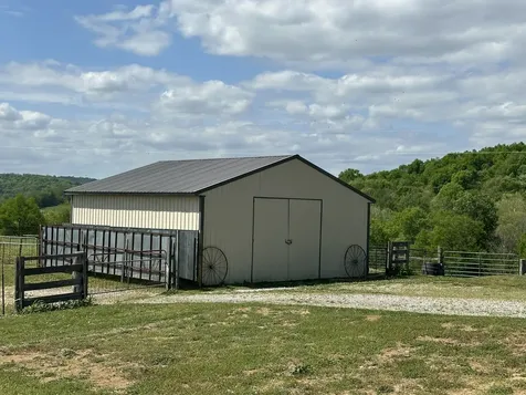 341 Horseshoe Bend Lane Elmwood TN 38560