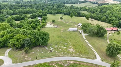 341 Horseshoe Bend Lane Elmwood TN 38560