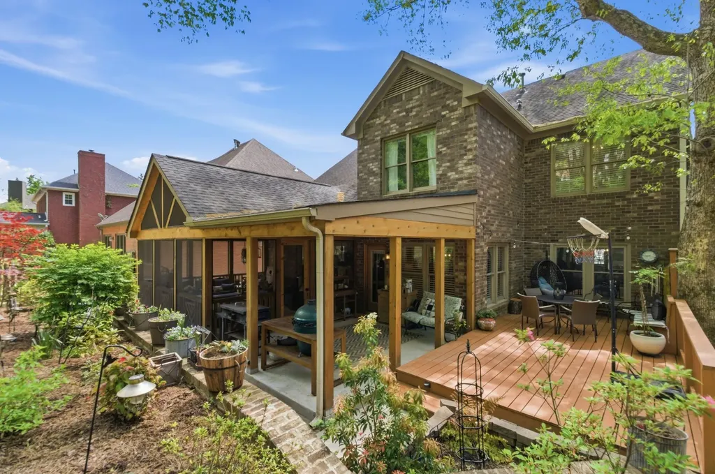 137 Sequoyah Lane Nashville TN 37221