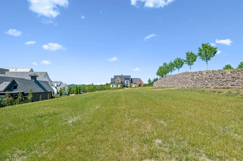9120 Sawtooth Lane College Grove TN 37046