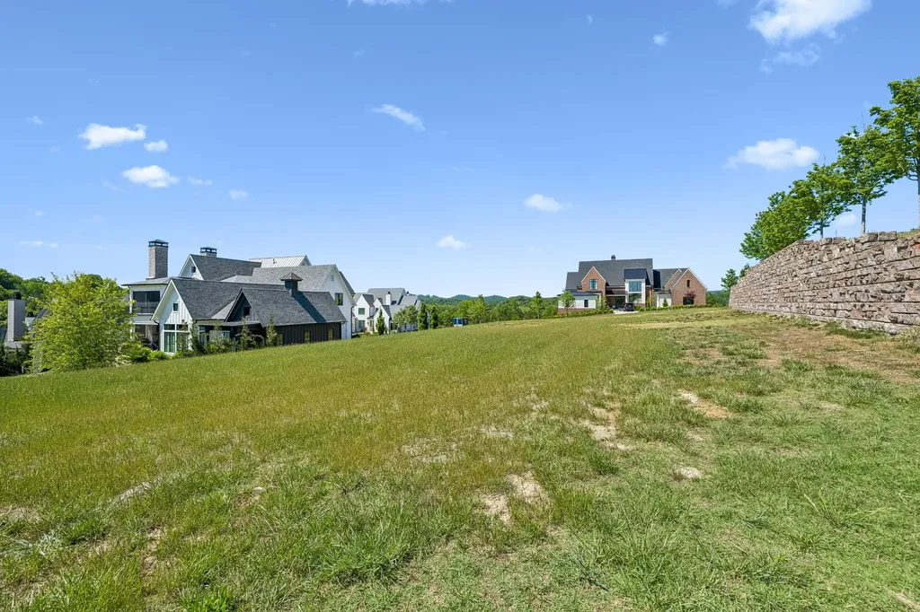 9120 Sawtooth Lane College Grove TN 37046