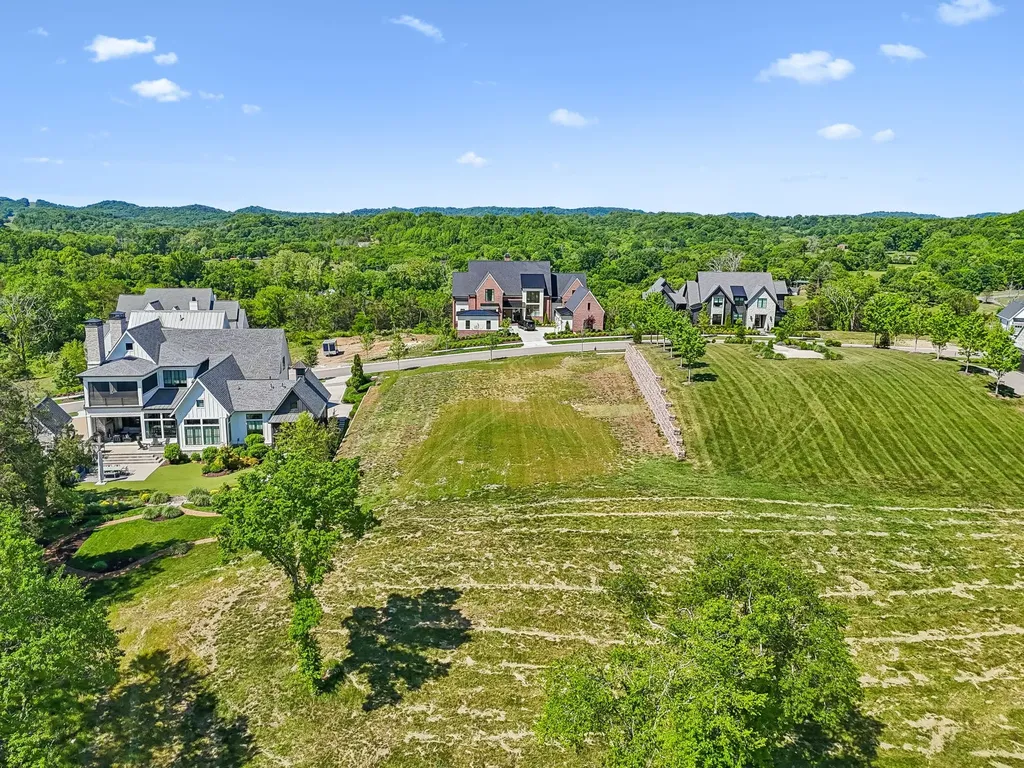 9120 Sawtooth Lane College Grove TN 37046