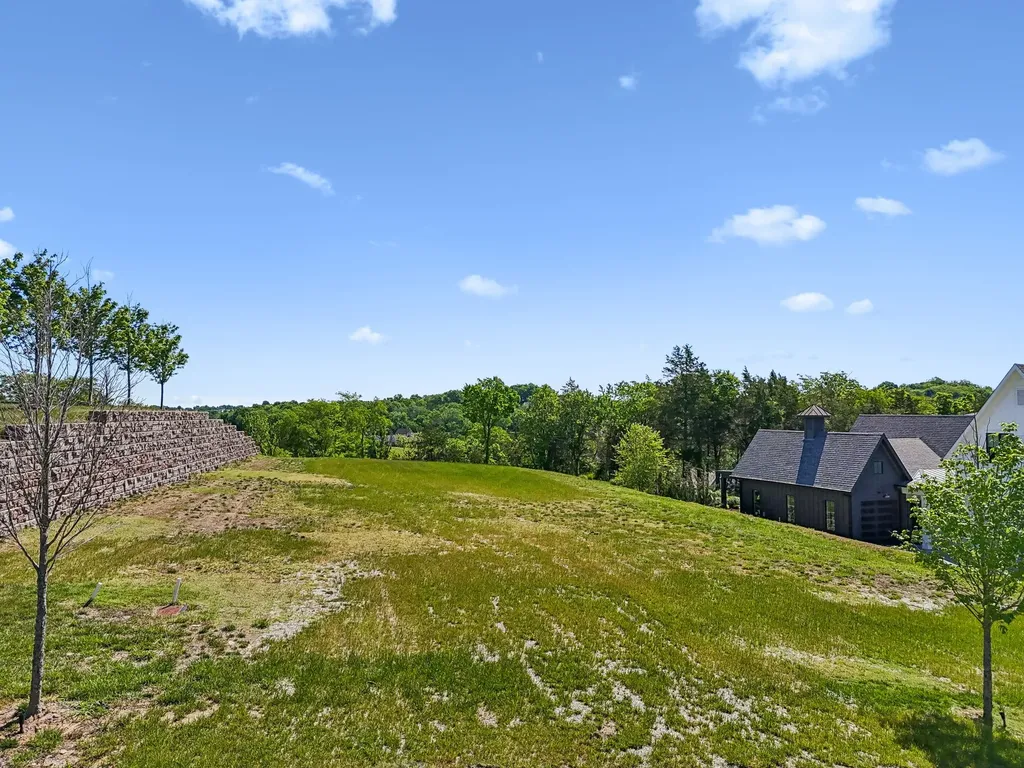 9120 Sawtooth Lane College Grove TN 37046