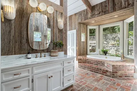 1780 Tyne Boulevard Nashville TN 37215