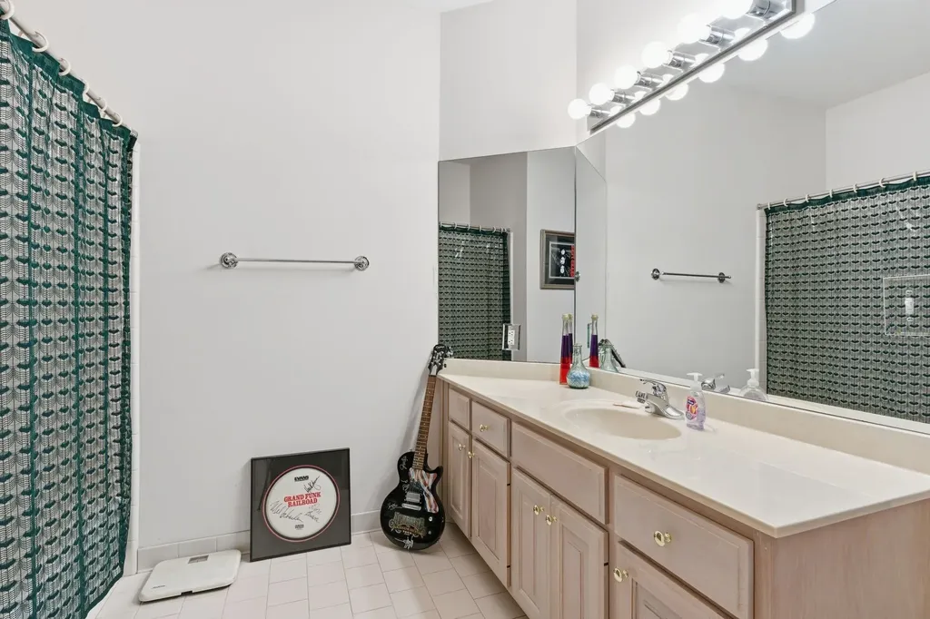 305 Harbor Drive Old Hickory TN 37138