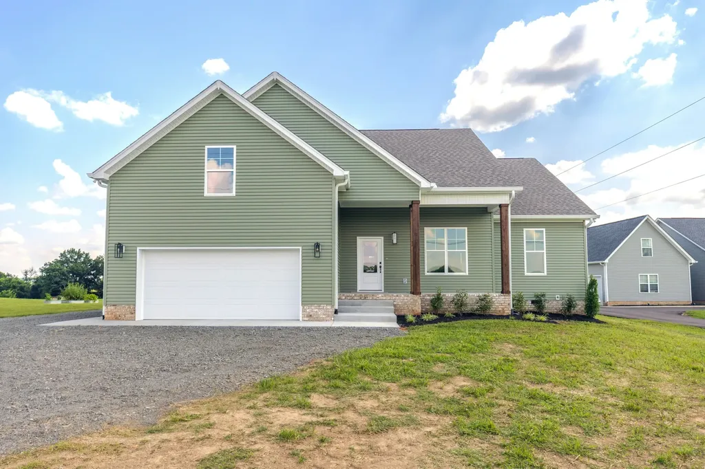 8637 Highway 52 Portland TN 37148