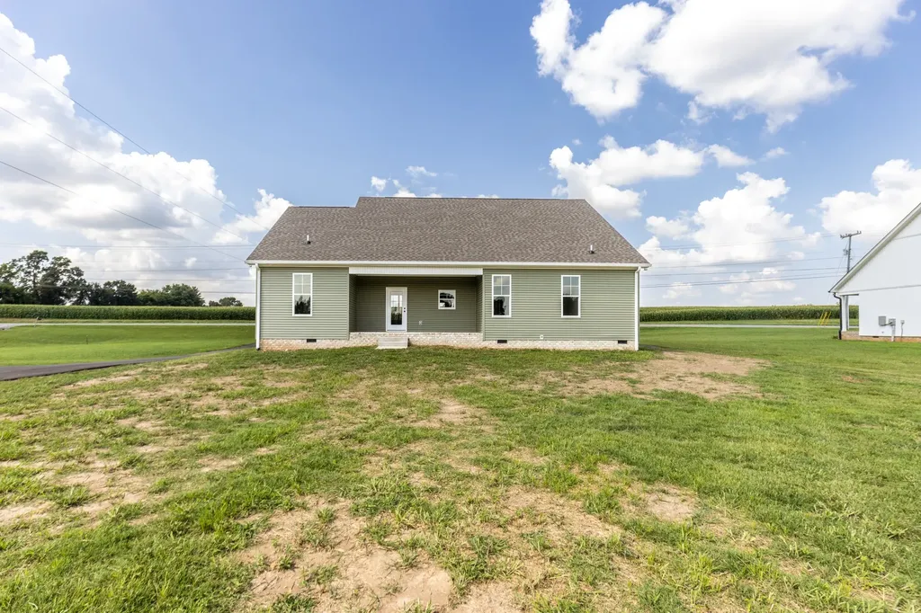 8637 Highway 52 Portland TN 37148