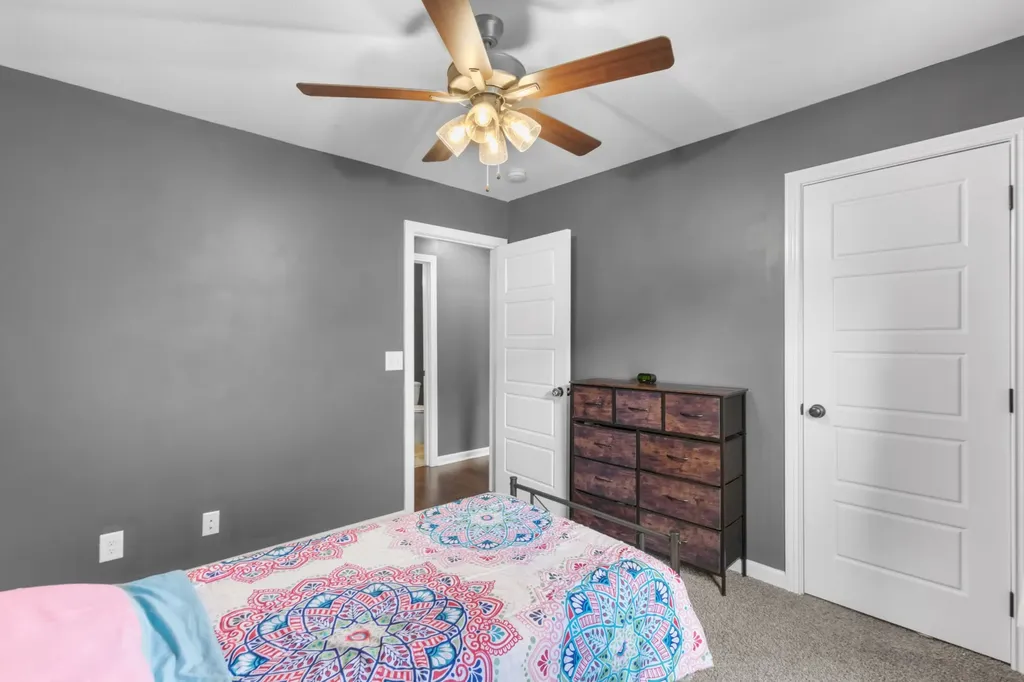 1449 Fredrick Drive Clarksville TN 37042