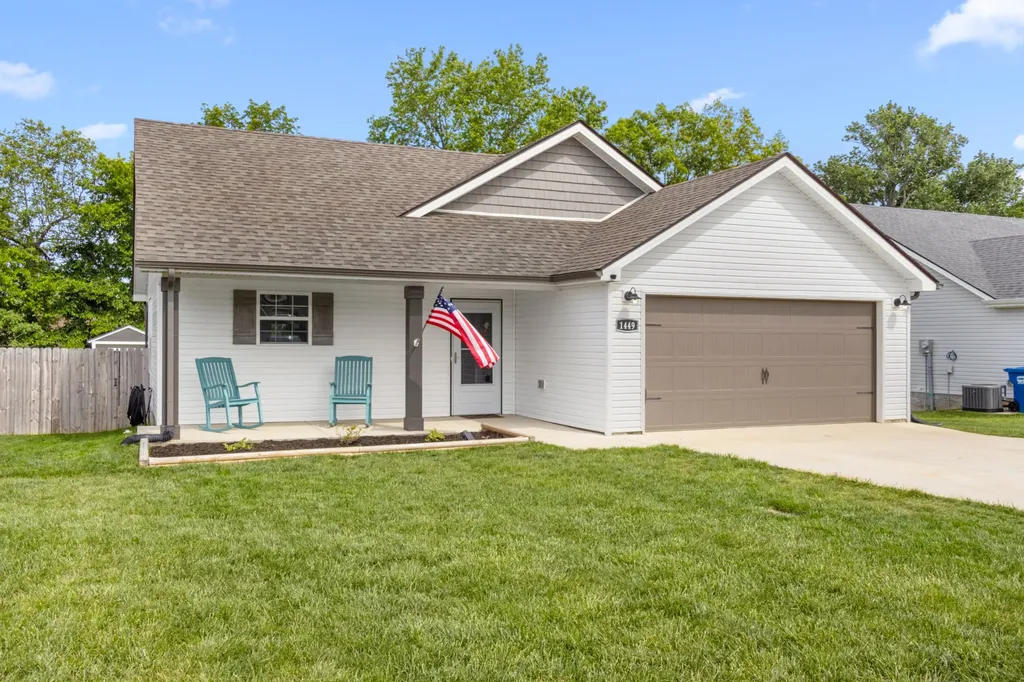 1449 Fredrick Drive Clarksville TN 37042