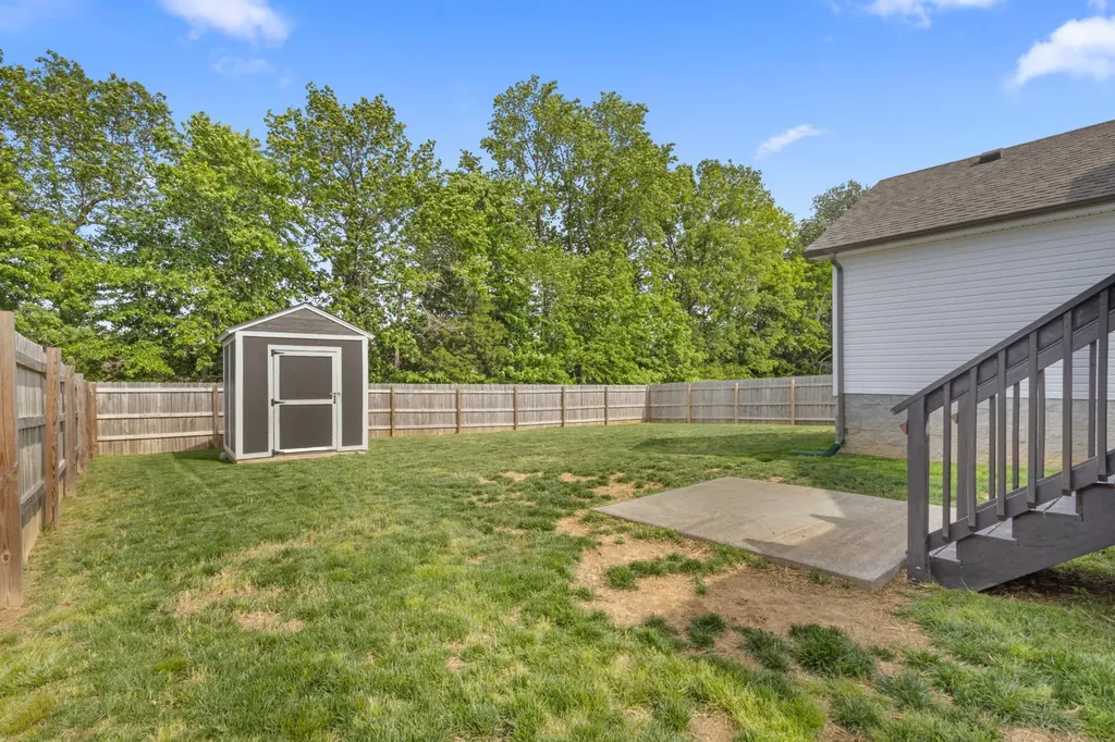 1449 Fredrick Drive Clarksville TN 37042