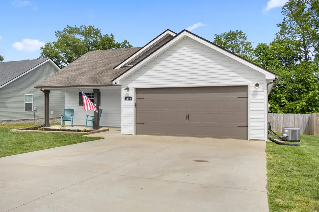 1449 Fredrick Drive Clarksville TN 37042