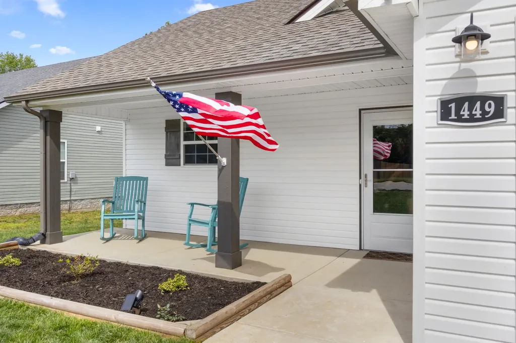 1449 Fredrick Drive Clarksville TN 37042