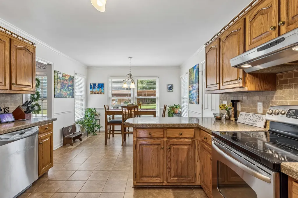 2104 Red Mile Road Murfreesboro TN 37127