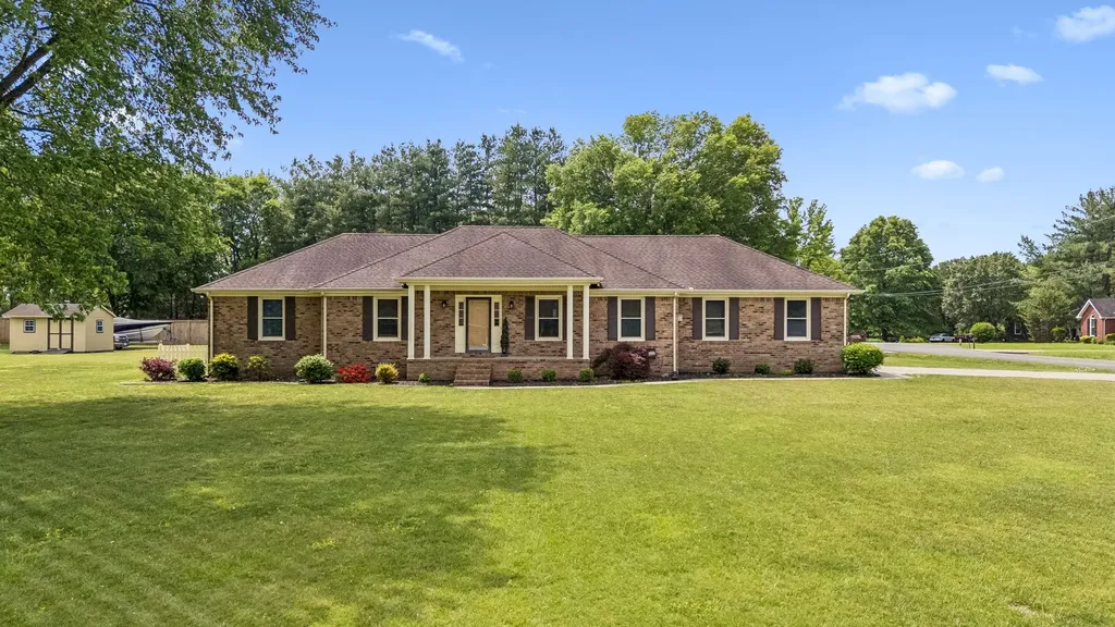2104 Red Mile Road Murfreesboro TN 37127