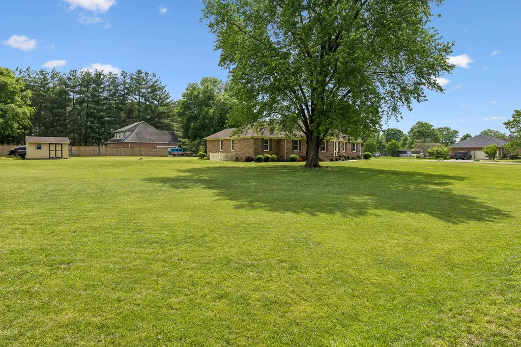 2104 Red Mile Road Murfreesboro TN 37127