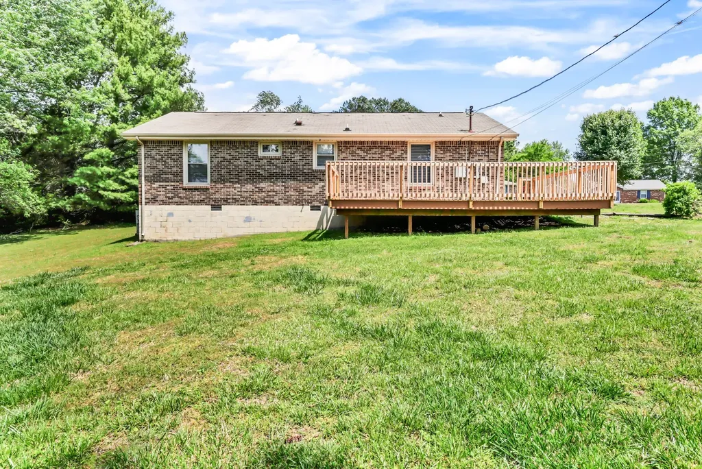 3104 Spring Creek Court Clarksville TN 37040