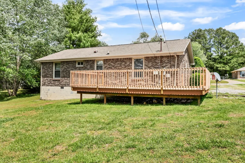 3104 Spring Creek Court Clarksville TN 37040