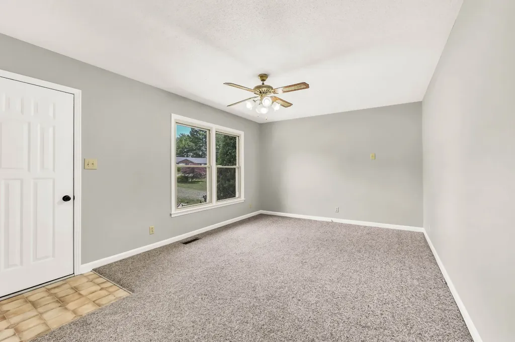 3104 Spring Creek Court Clarksville TN 37040