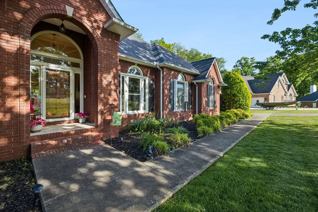 46 Deerfield Court Mcminnville TN 37110