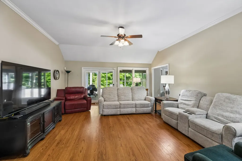 46 Deerfield Court Mcminnville TN 37110