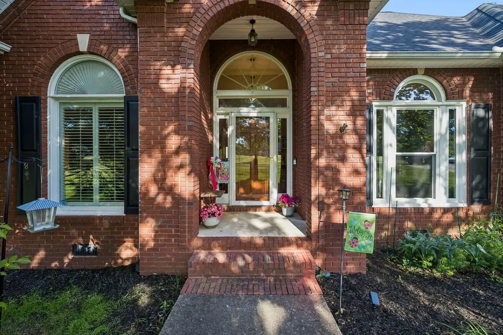 46 Deerfield Court Mcminnville TN 37110