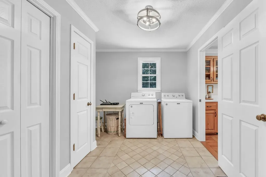 1330 Barkley Hills Circle Clarksville TN 37040
