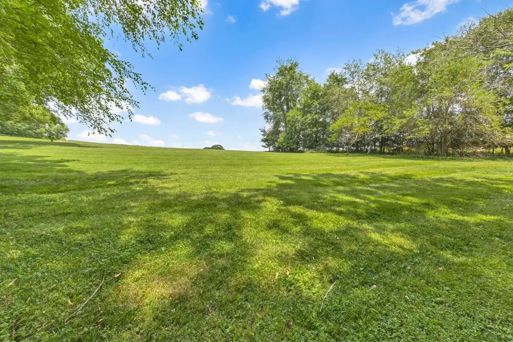1330 Barkley Hills Circle Clarksville TN 37040