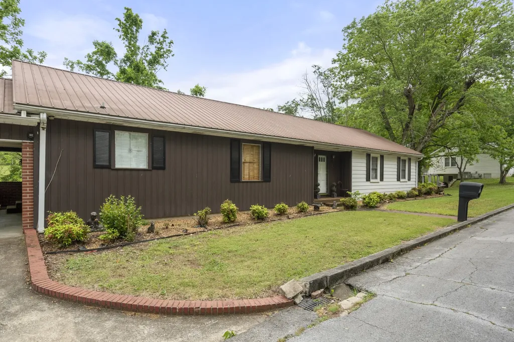 134 Murphree Avenue Centerville TN 37033