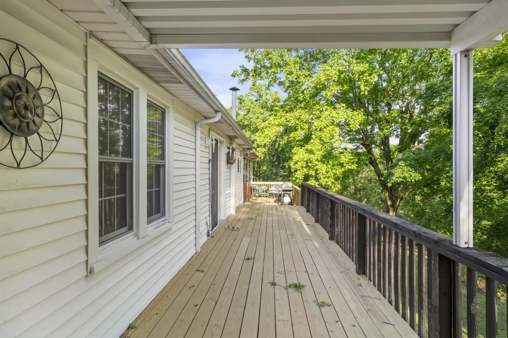 134 Murphree Avenue Centerville TN 37033
