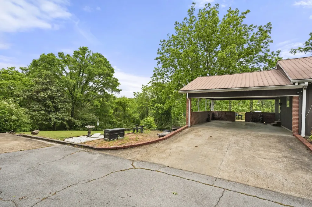 134 Murphree Avenue Centerville TN 37033