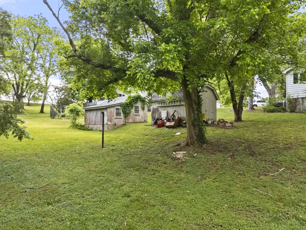 134 Murphree Avenue Centerville TN 37033