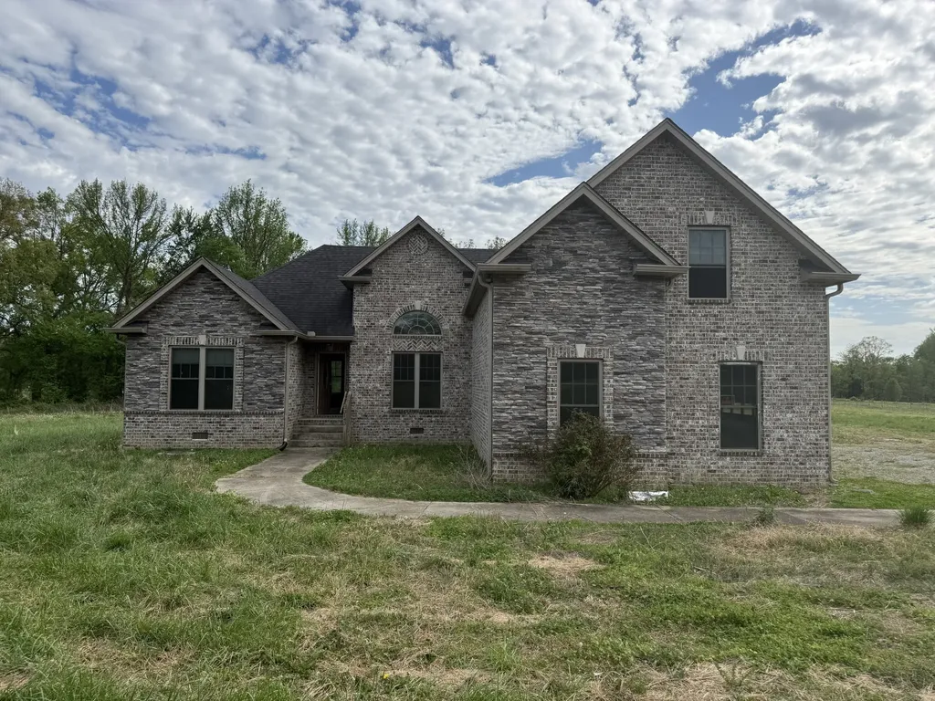 3143 Friendship Road Cross Plains TN 37049
