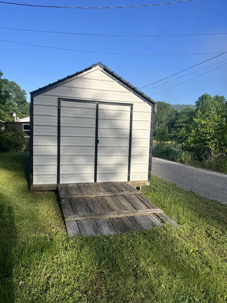 320 Lebanon Highway Carthage TN 37030