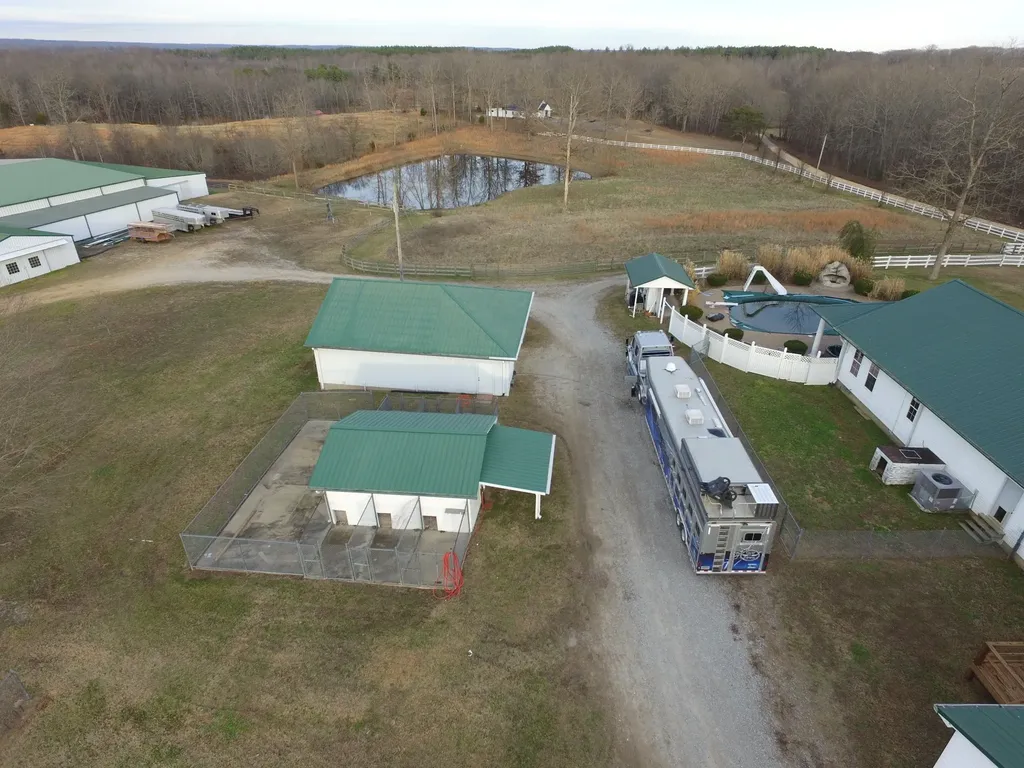 321 Bellview Road Waverly TN 37185