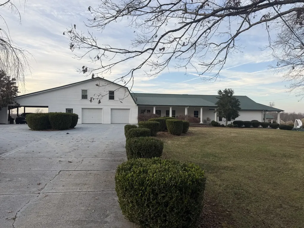 321 Bellview Road Waverly TN 37185