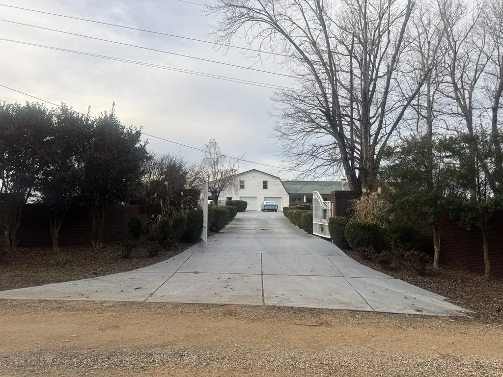 321 Bellview Road Waverly TN 37185