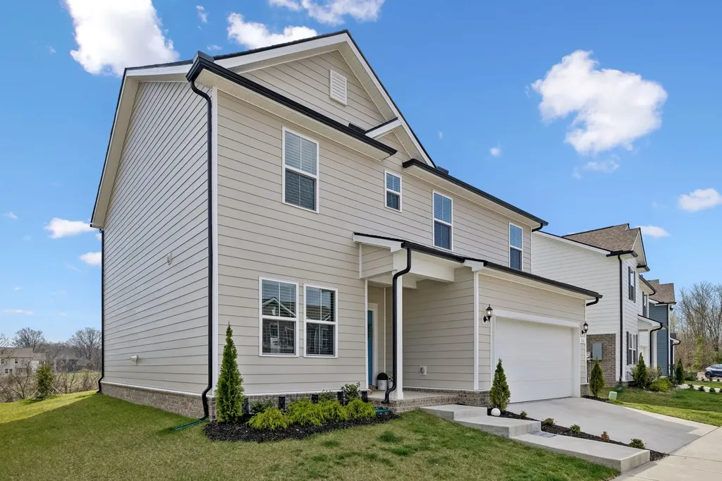131 Glacier Way La Vergne TN 37086