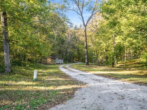 697 Johnson Branch Road Williamsport TN 38487