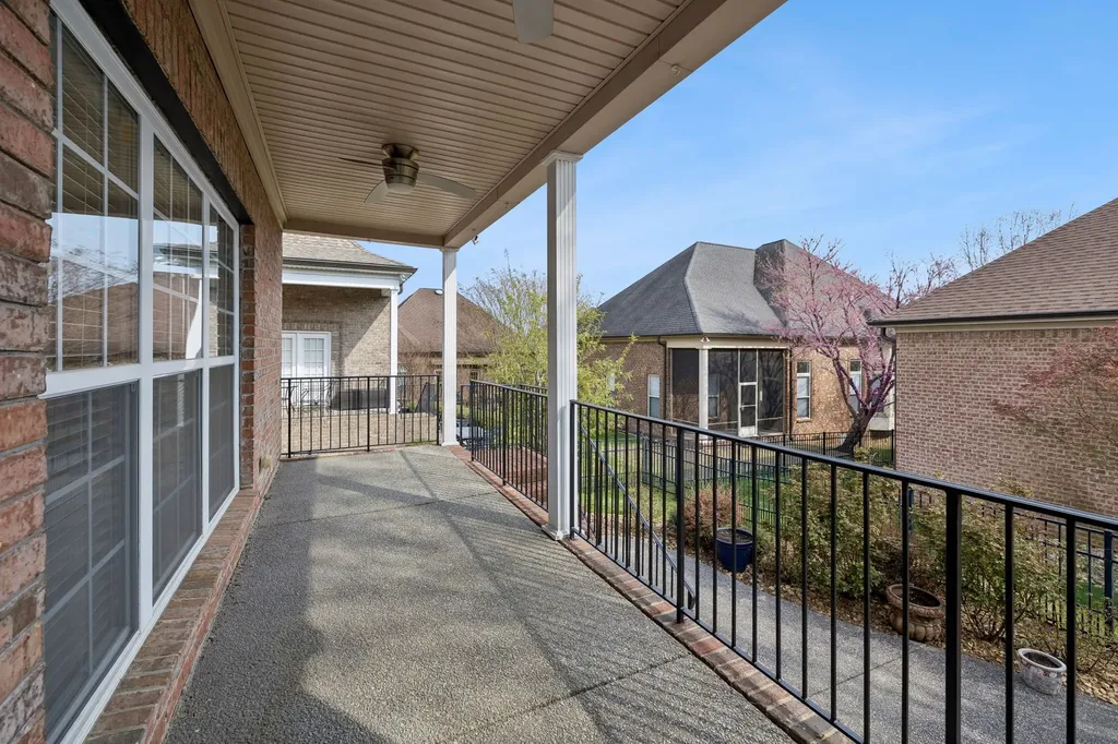 1075 Isaac Franklin Drive Gallatin TN 37066