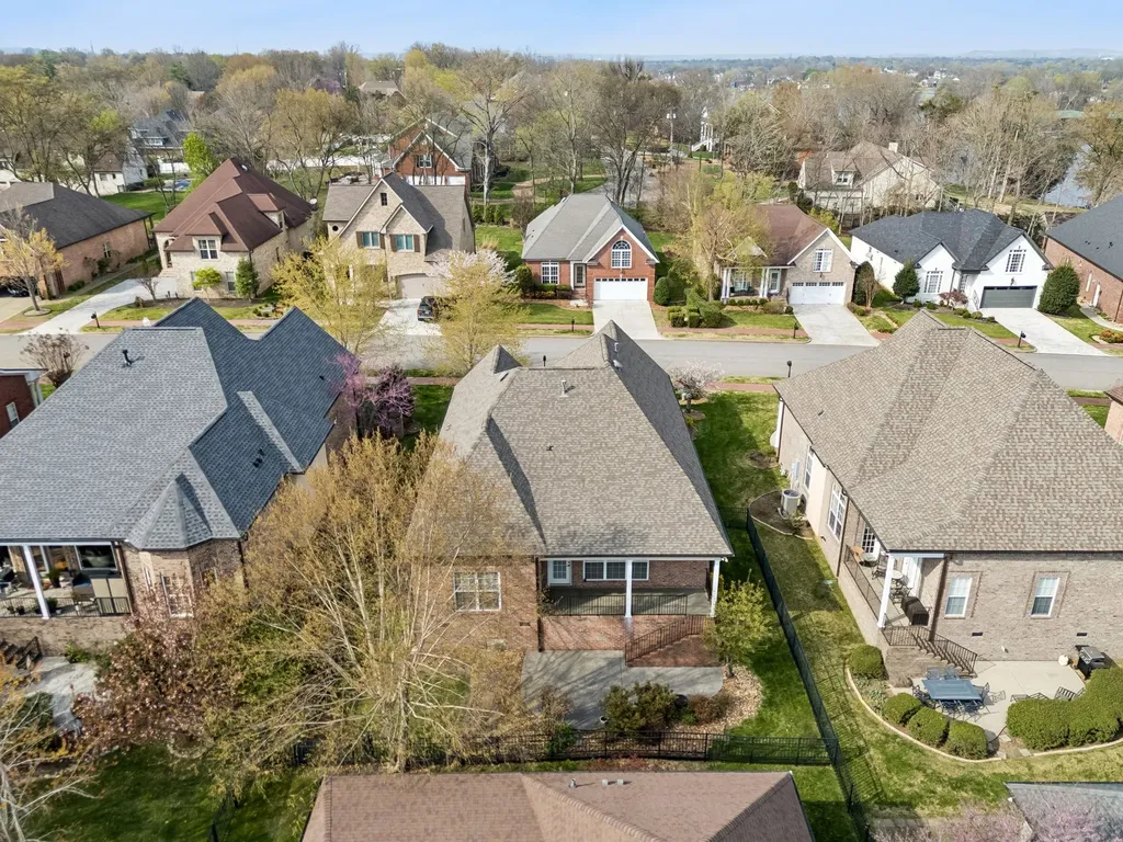1075 Isaac Franklin Drive Gallatin TN 37066