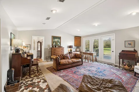 683 Johnson Branch Road Williamsport TN 38487