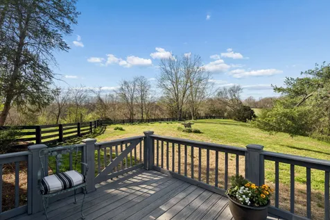 683 Johnson Branch Road Williamsport TN 38487