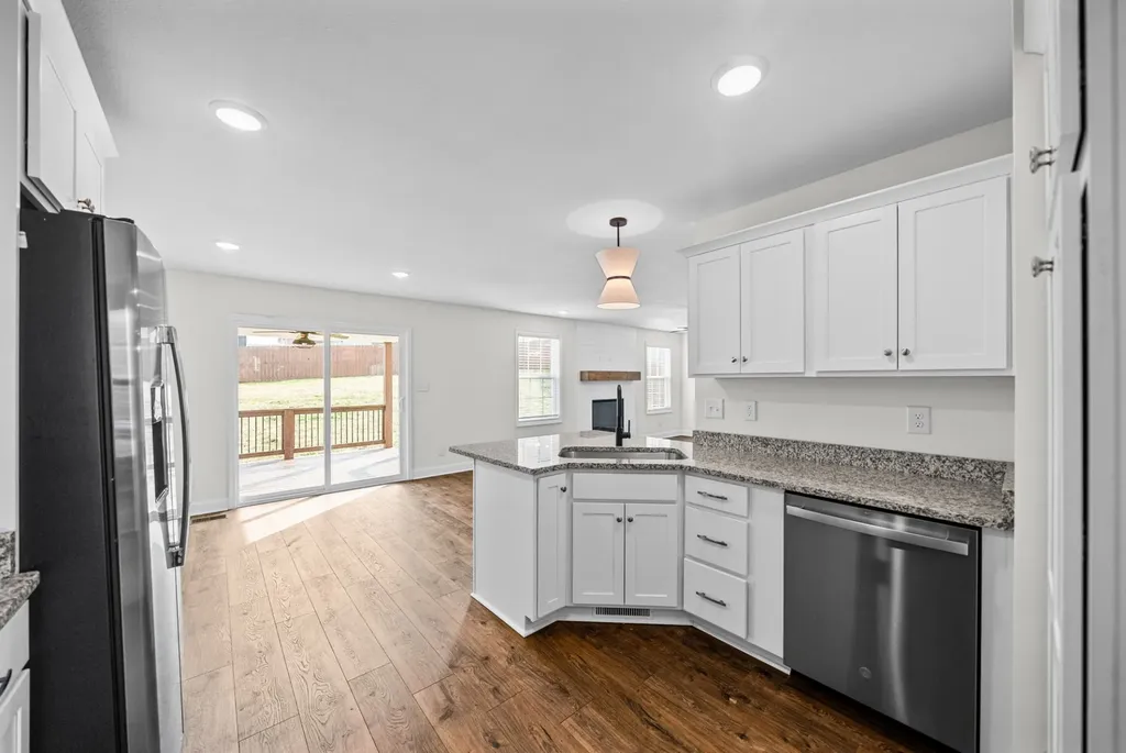 744 Banister Drive Clarksville TN 37042