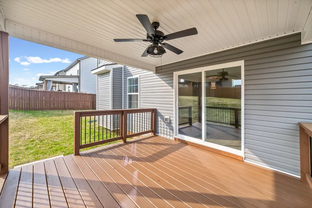 744 Banister Drive Clarksville TN 37042