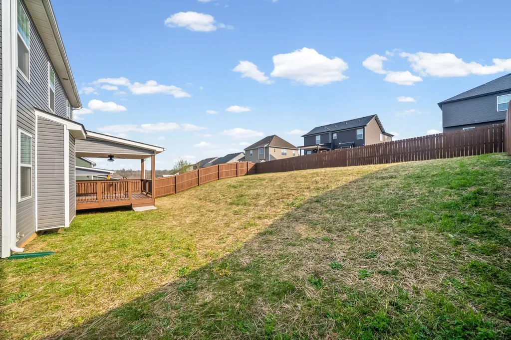744 Banister Drive Clarksville TN 37042