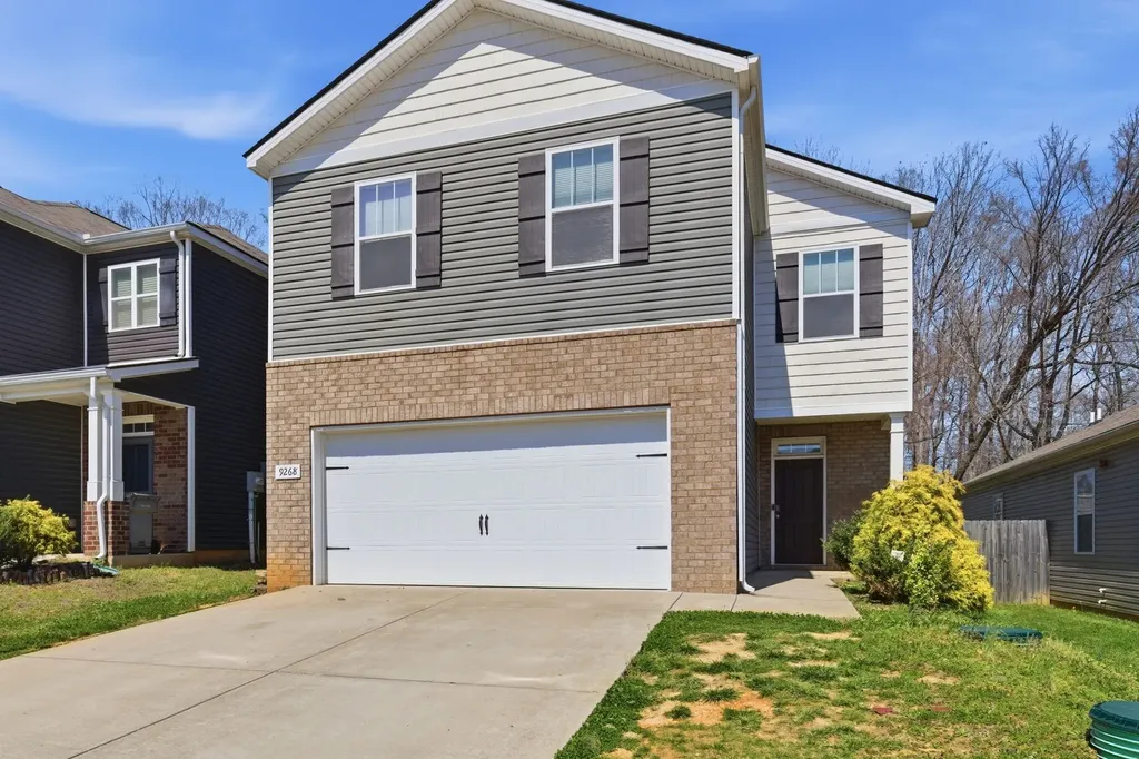 9268 War Eagles Way Ashland City TN 37015