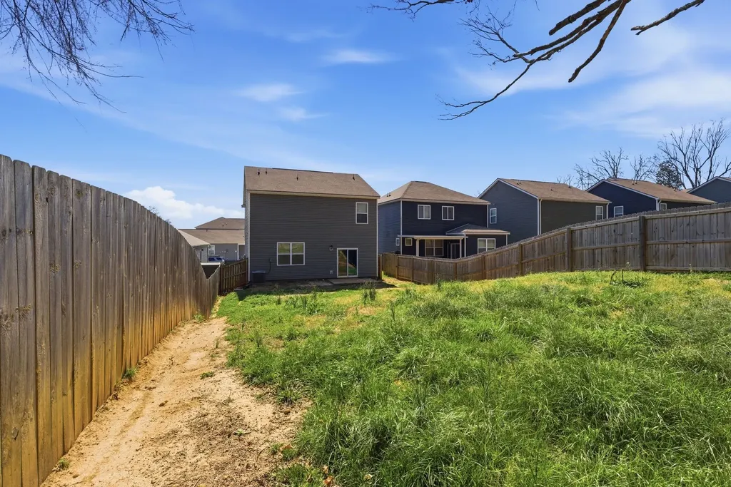 9268 War Eagles Way Ashland City TN 37015