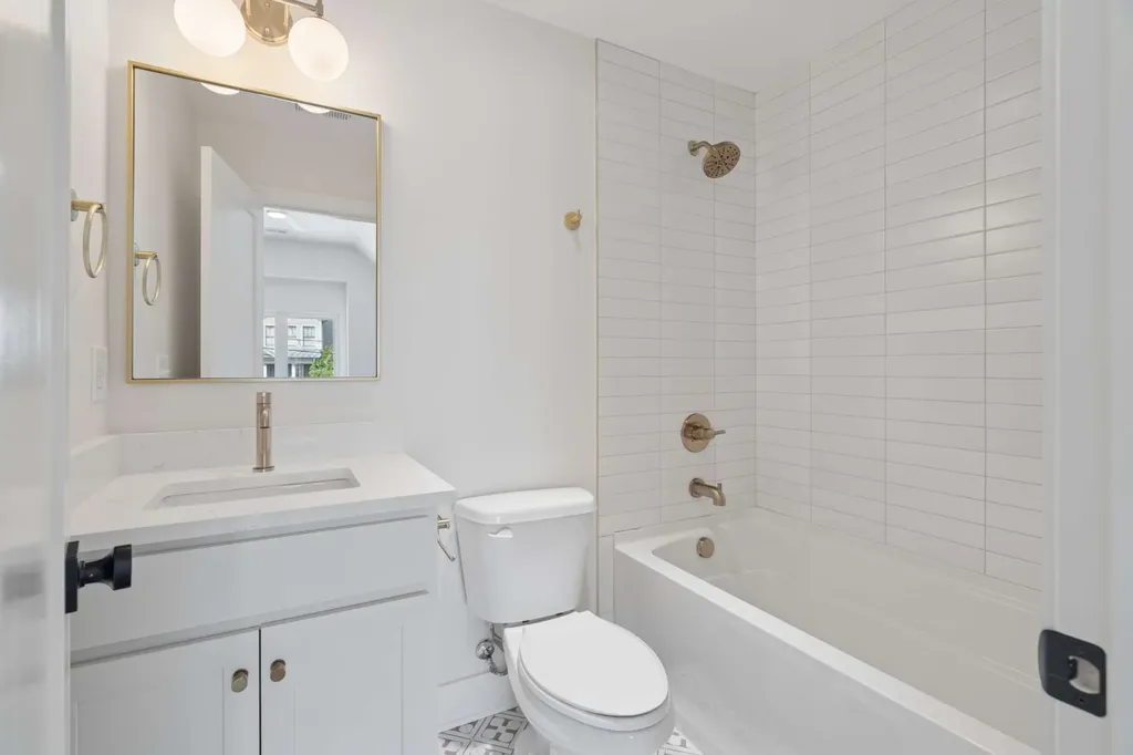401B Saint Francis Avenue Nashville TN 37205
