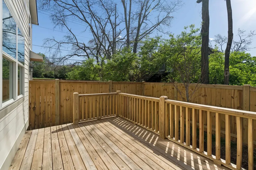 401B Saint Francis Avenue Nashville TN 37205